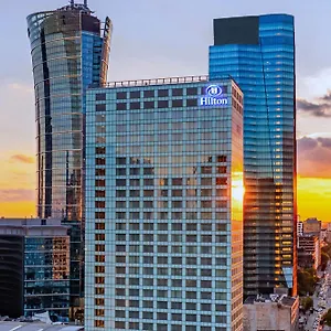 Hilton מלון ורשה